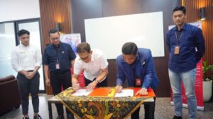 Bank Jatim resmi menjalin kerja sama strategis dengan perusahaan penempatan pekerja migran, PT Hendrarta Argaraya